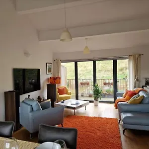  Holiday home Spacious Hilltop Above United Kingdom